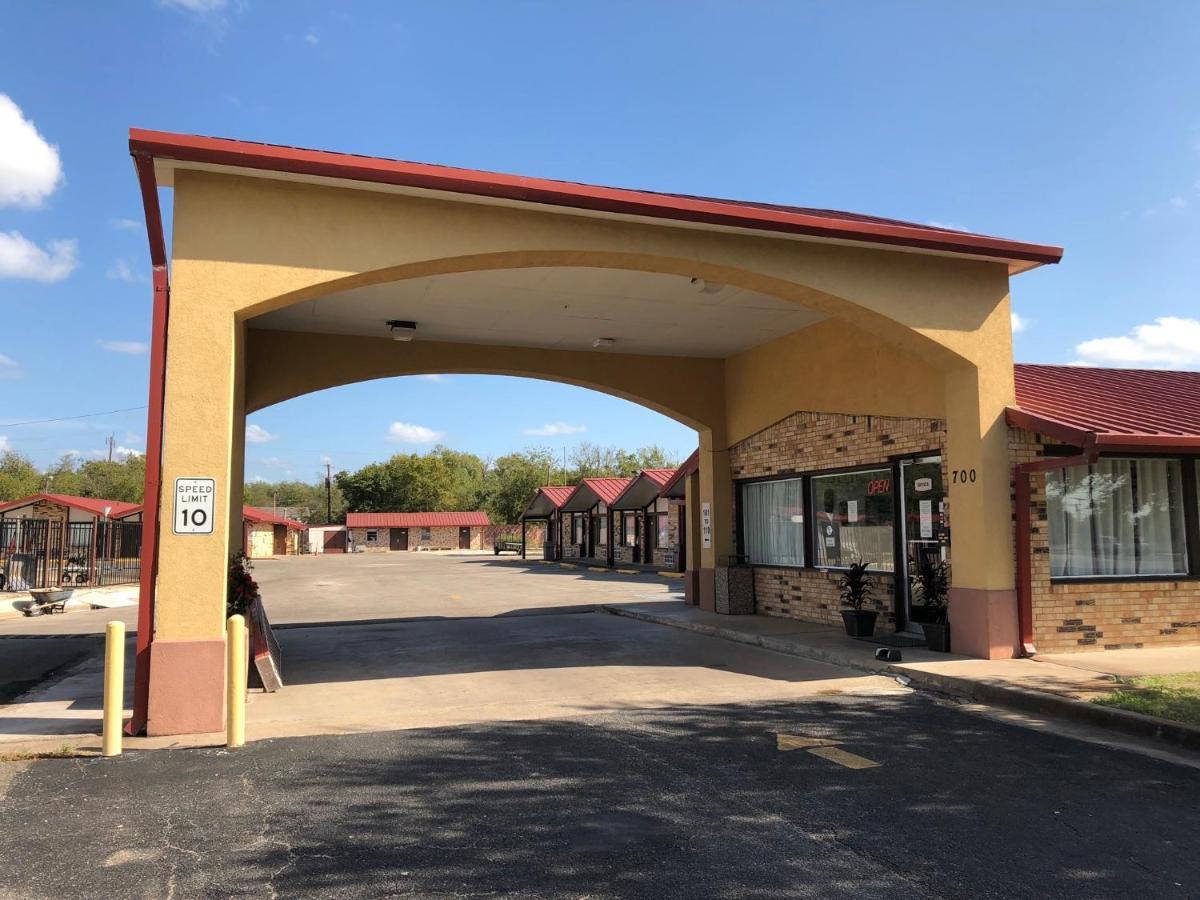Kings Inn Mexia Εξωτερικό φωτογραφία